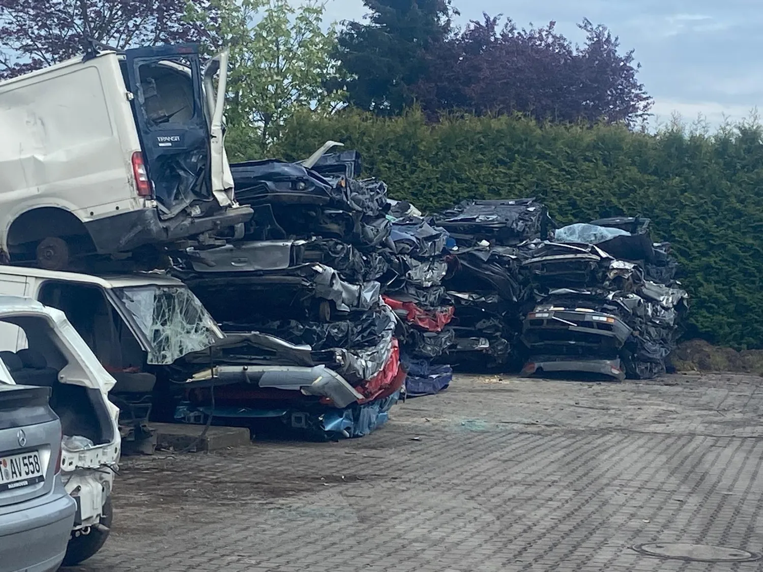 Autoverwertung Versmold GmbH - Autoverwertung 